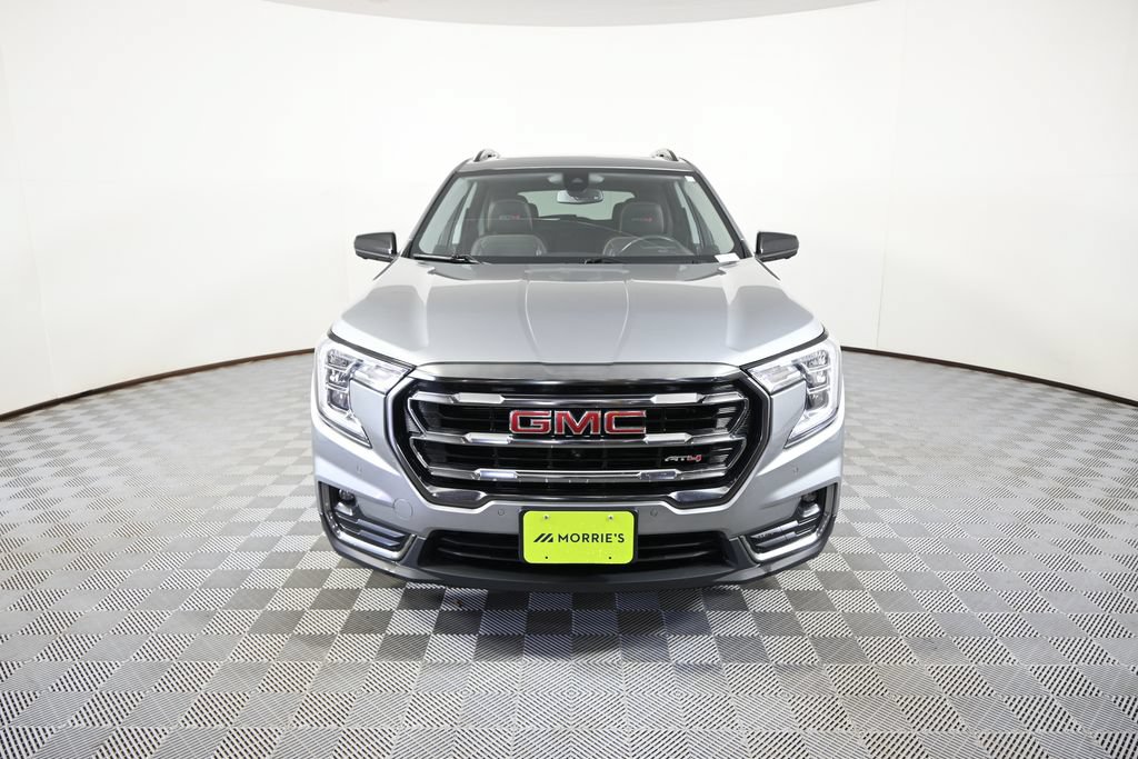 Used 2023 GMC Terrain AT4 w/ Tech Package AWD/4WD image 10