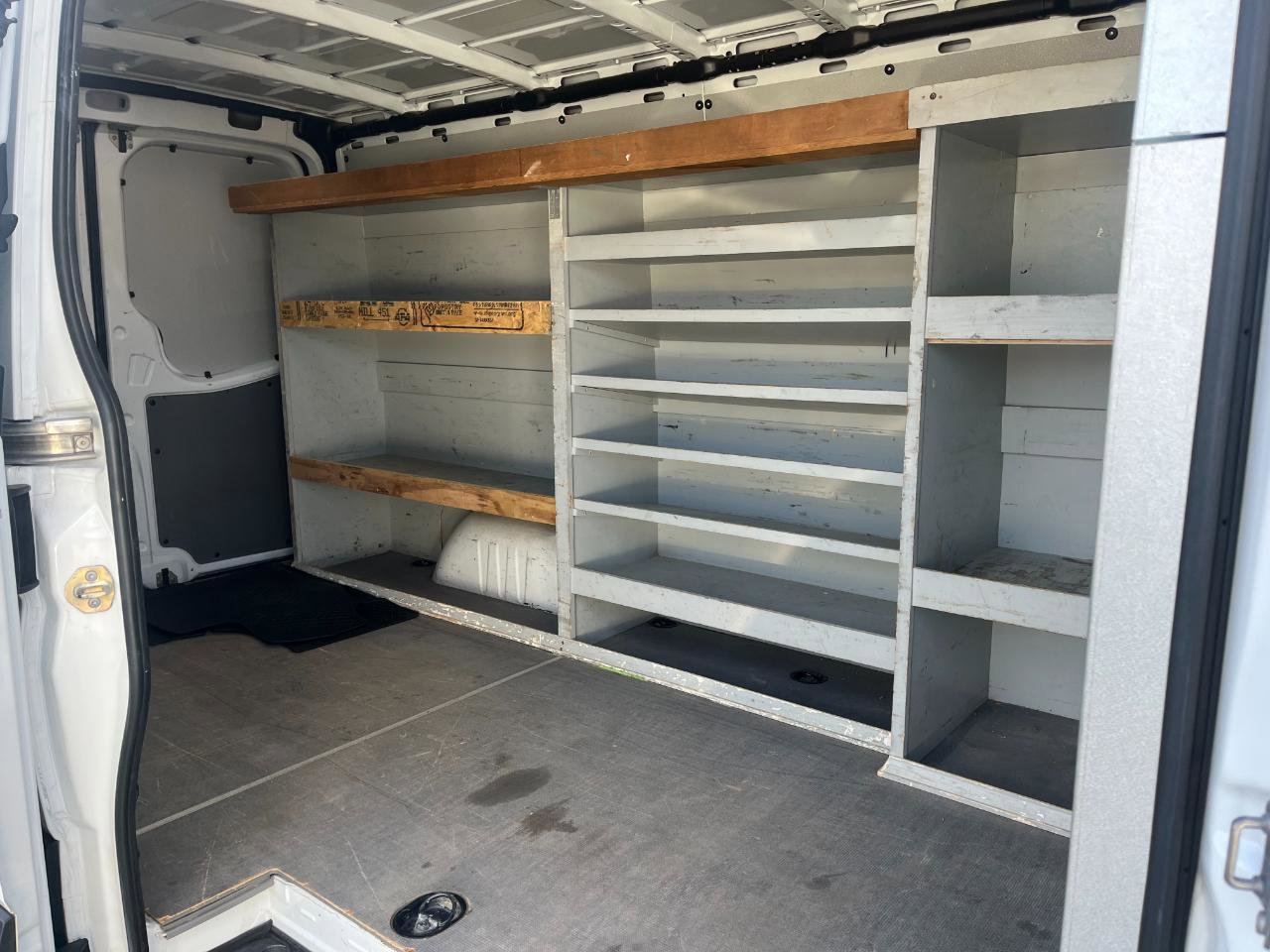 Used 2015 Mercedes-Benz Sprinter 2500 image 22