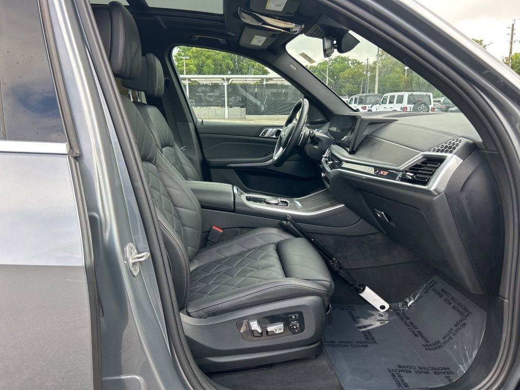 Used 2024 BMW X5 xDrive40i image 24