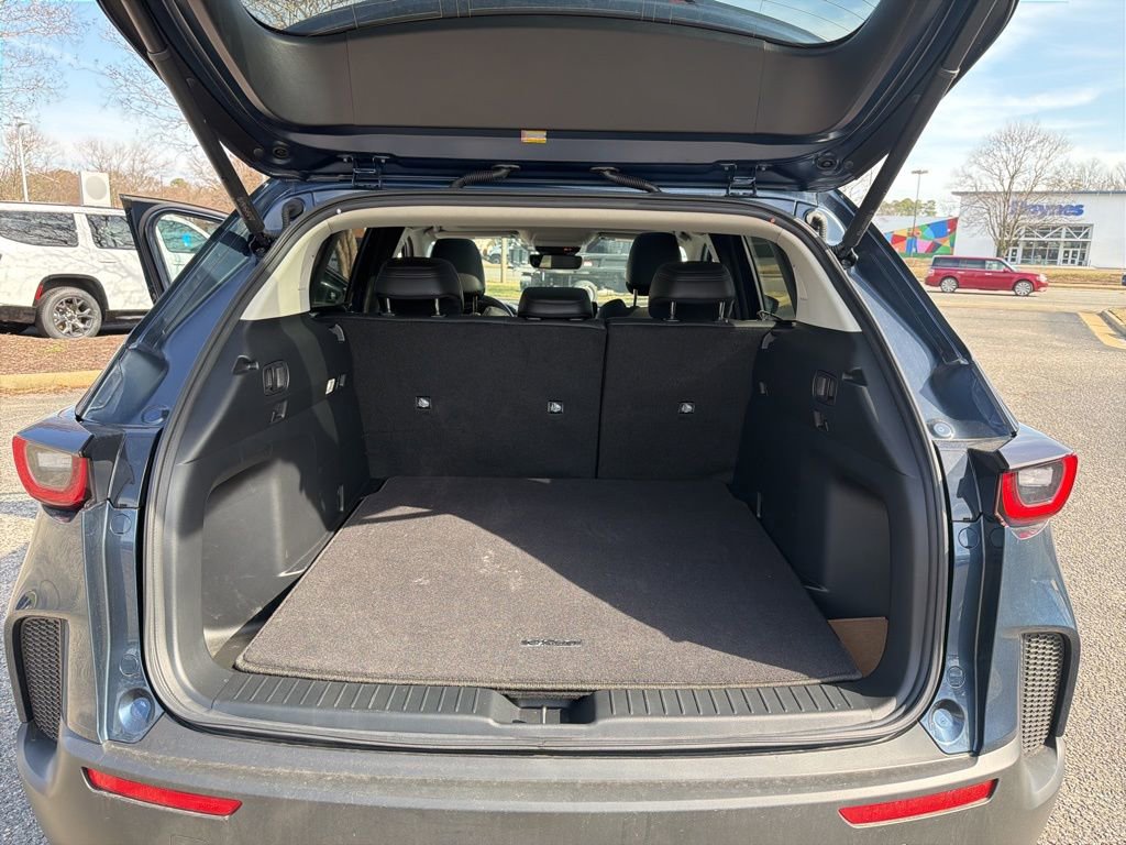 Used 2025 MAZDA CX-50 AWD 2.5 Turbo w/ Premium Pkg image 11