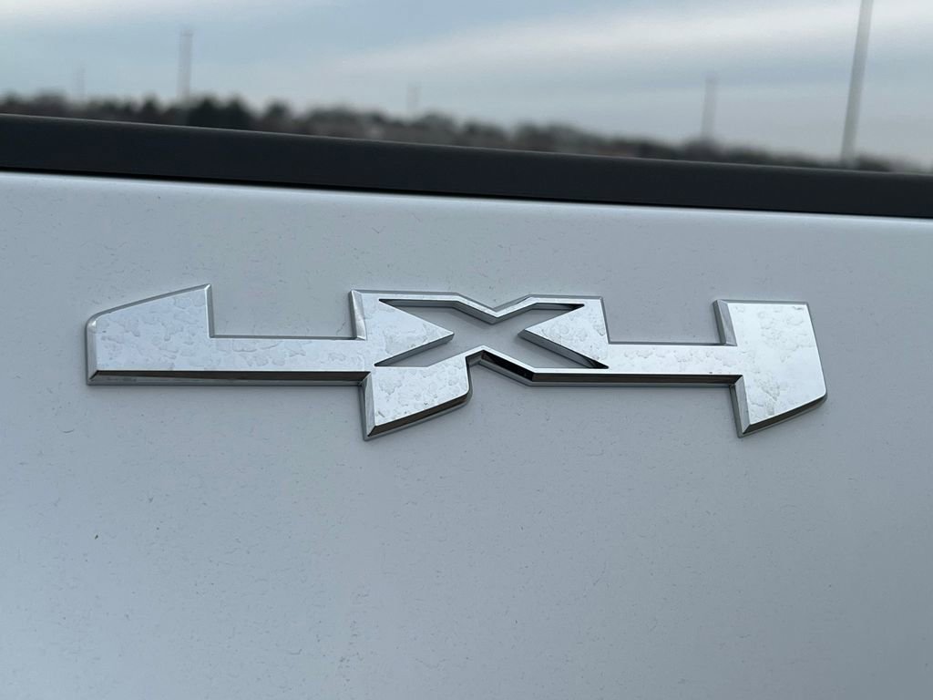 New 2026 GMC Sierra 3500 SLE w/ SLE Value Package image 43