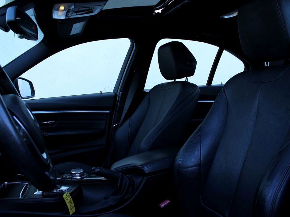 Used 2016 BMW 328i Sedan image 11