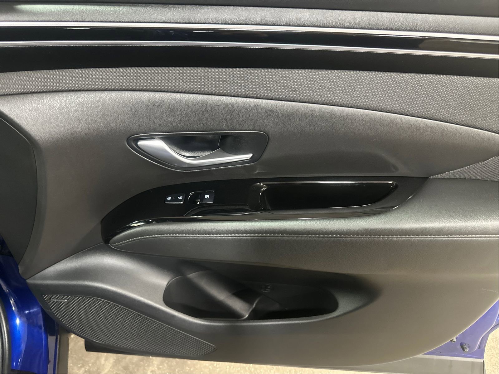 Certified 2023 Hyundai Tucson Limited AWD/4WD image 22