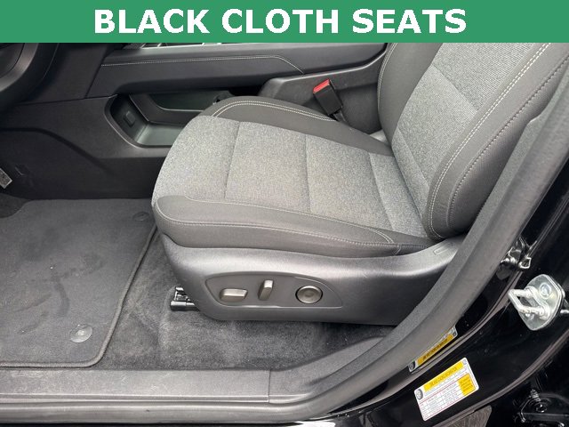 Used 2025 GMC Acadia Elevation image 2