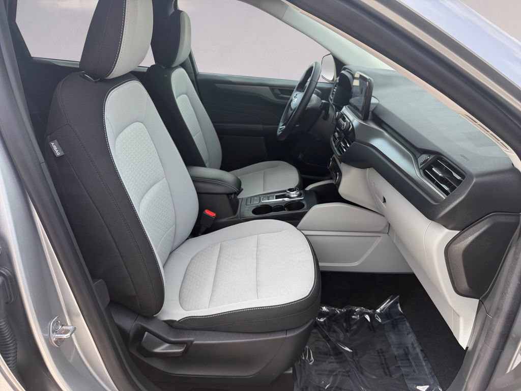 Used 2024 Ford Escape Active image 17