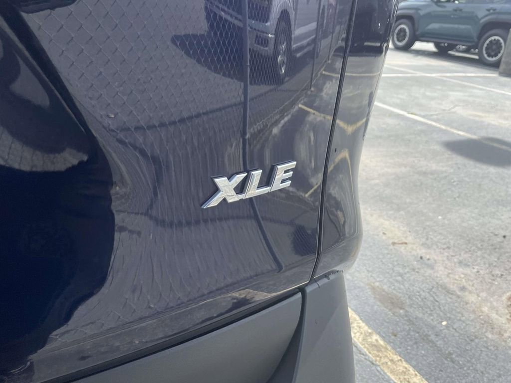 Used 2025 Toyota RAV4 XLE Premium image 10
