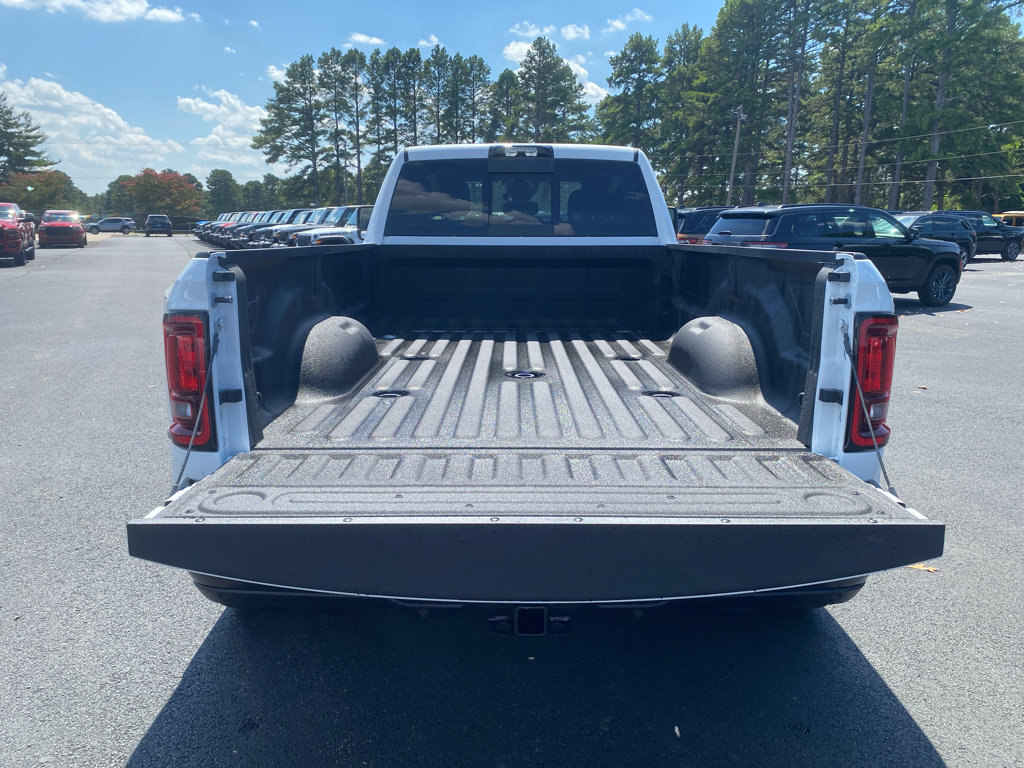 New 2026 RAM 3500 Tradesman AWD/4WD image 14