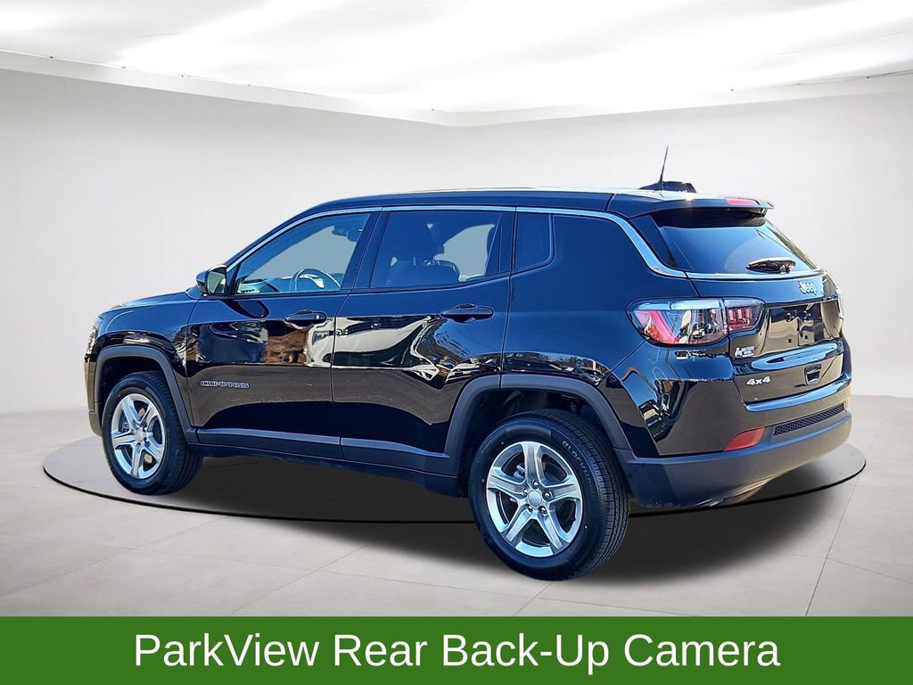 Used 2024 Jeep Compass Sport image 5