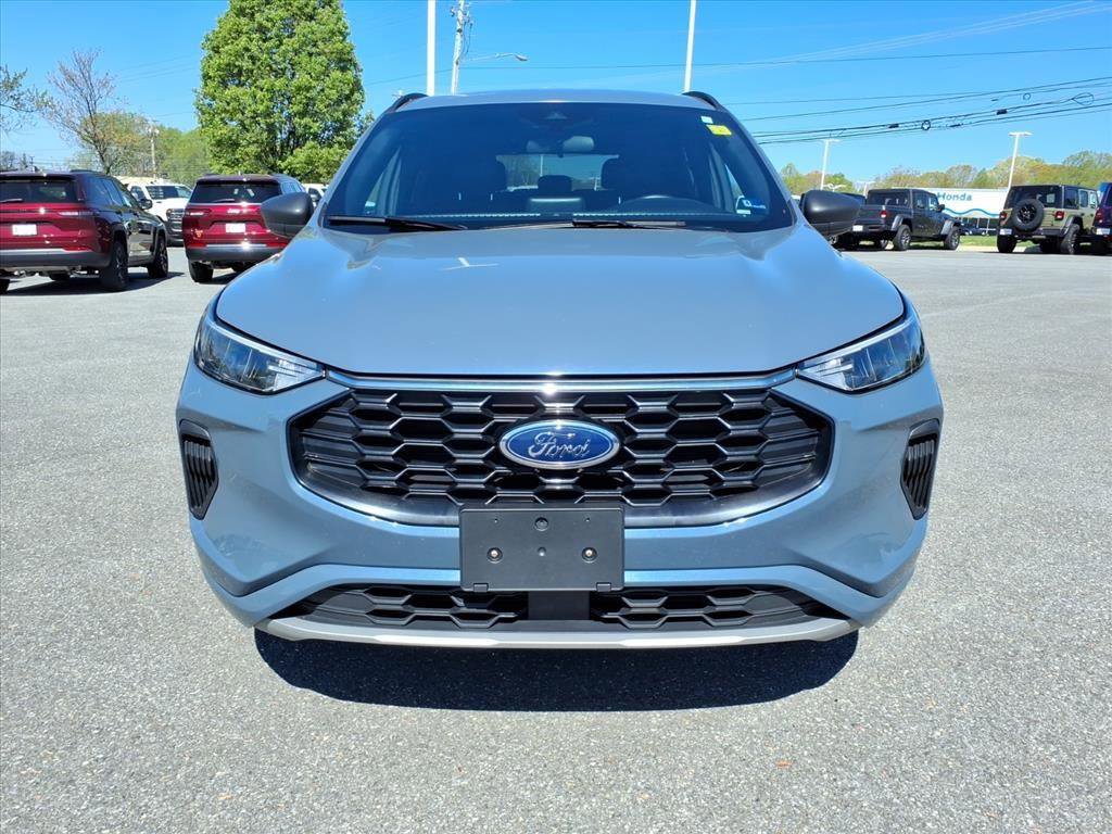 Used 2024 Ford Escape ST-Line image 9