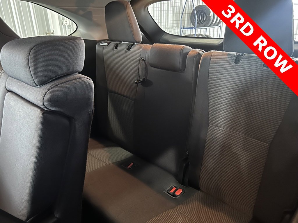Used 2023 Toyota Highlander LE image 13