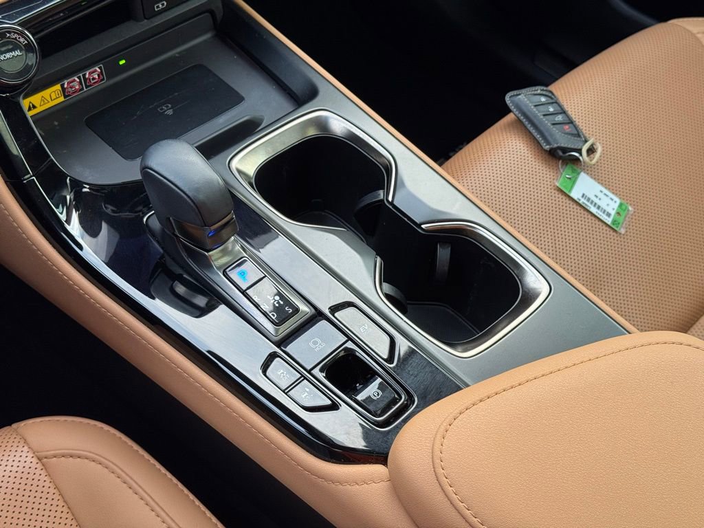 Used 2024 Lexus NX 300h AWD w/ Luxury Package image 37