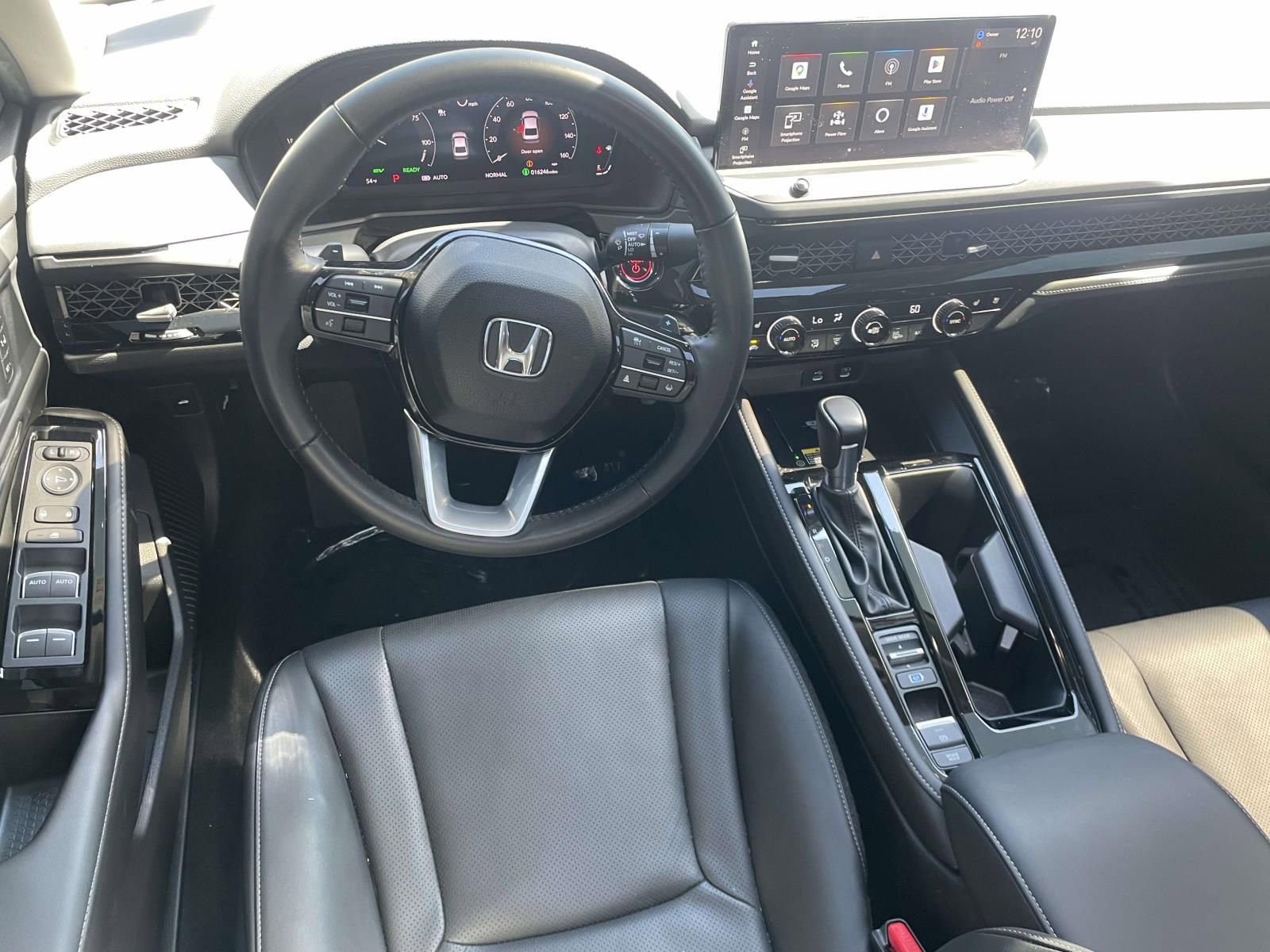 Used 2024 Honda Accord Touring image 13