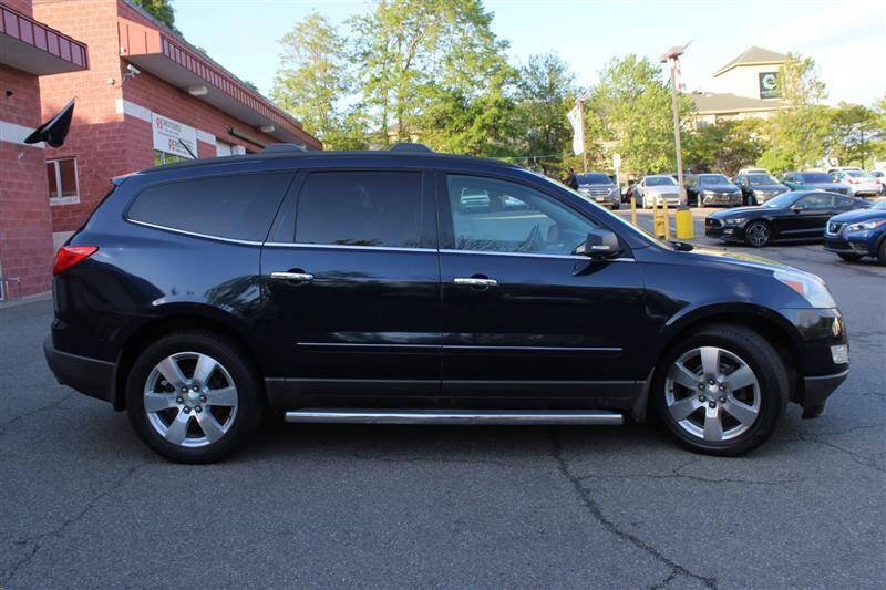 Used 2011 Chevrolet Traverse LTZ w/ LPO, 'HIT The Road' Package AWD/4WD image 6
