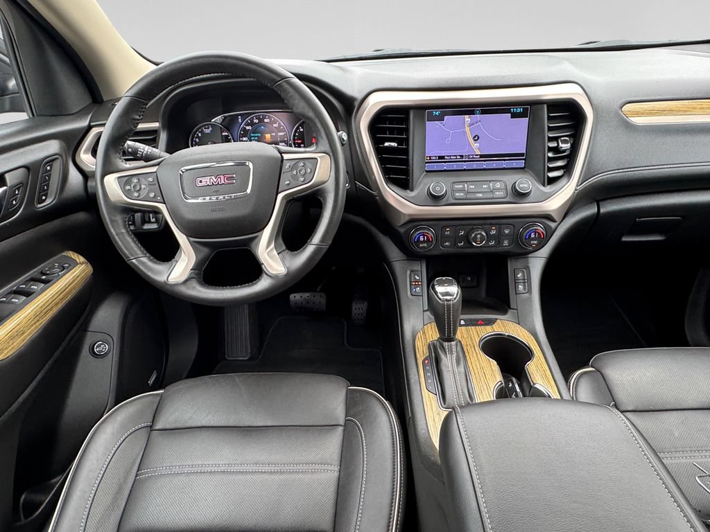 Used 2017 GMC Acadia Denali w/ Technology Package AWD/4WD image 24