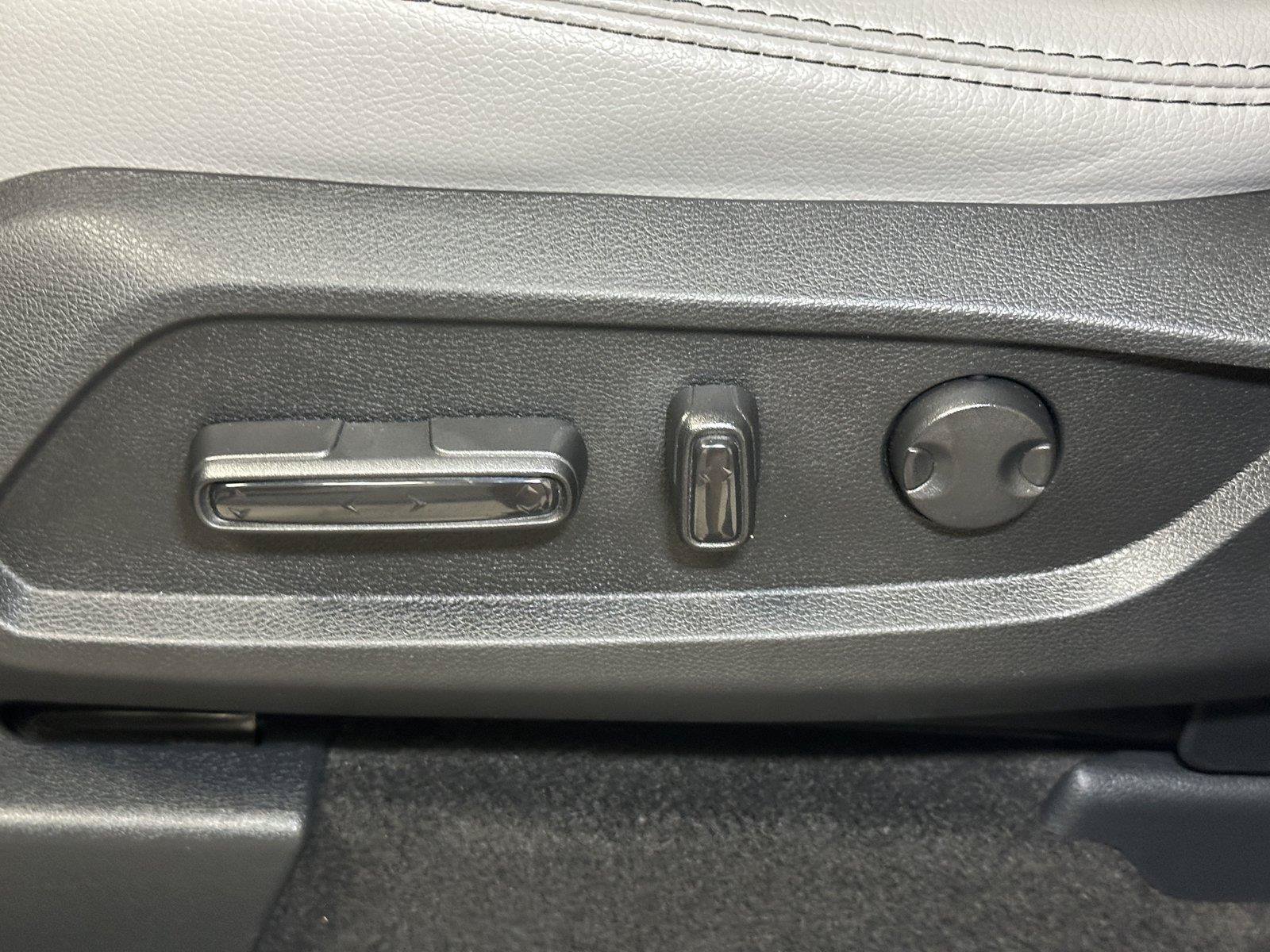 Certified 2025 Honda Pilot EX-L image 23