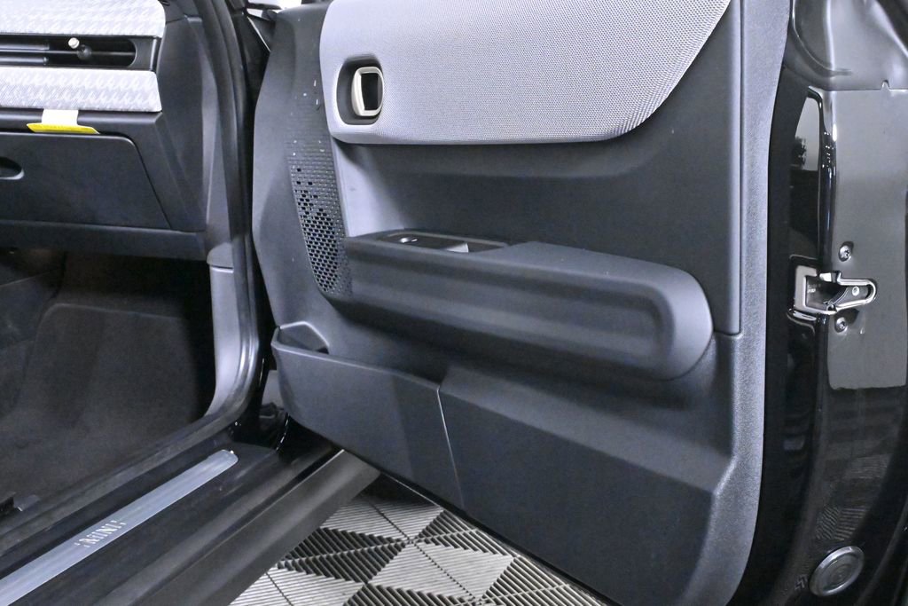 Certified 2025 MINI Cooper S image 32