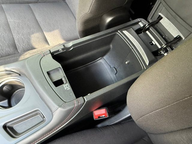 Used 2025 Dodge Durango GT w/ Blacktop Package AWD/4WD image 31