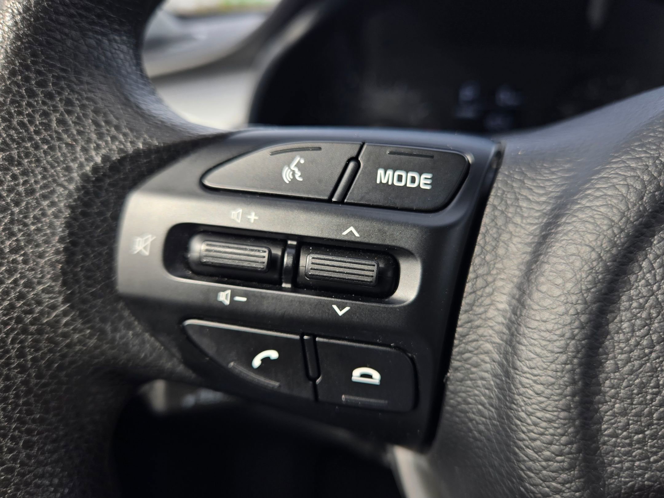 Certified 2023 Kia Rio LX image 24