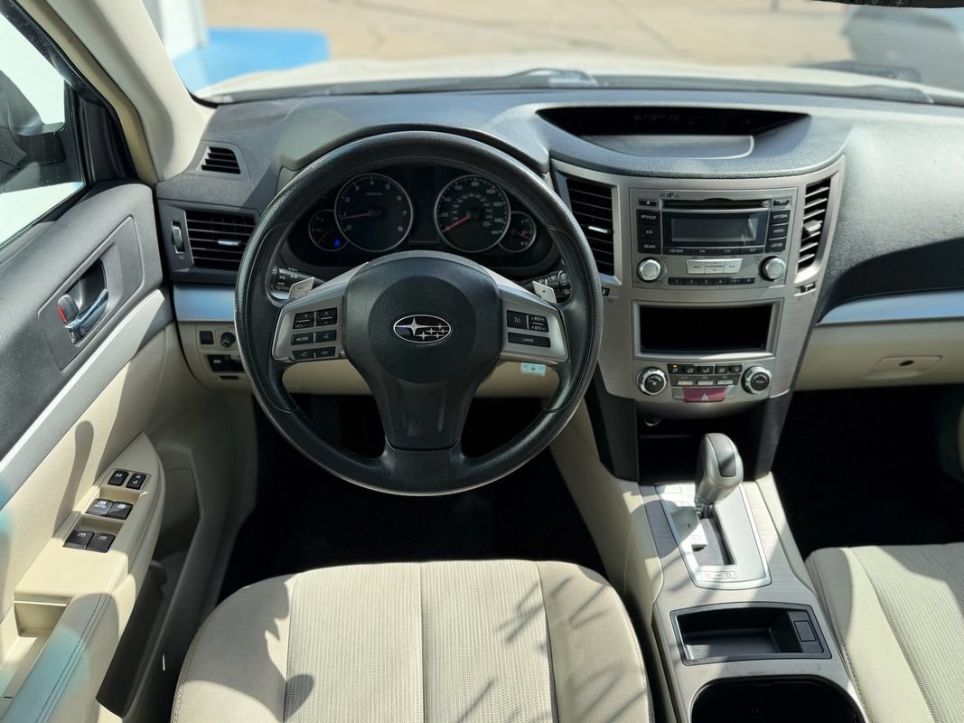 Used 2014 Subaru Outback 2.5i AWD/4WD image 13