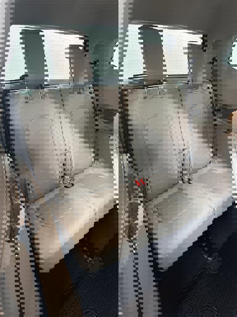 Used 2019 Volkswagen Atlas SEL Premium image 34