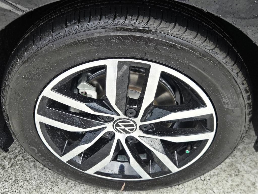New 2027 Volkswagen Jetta SE FWD image 6