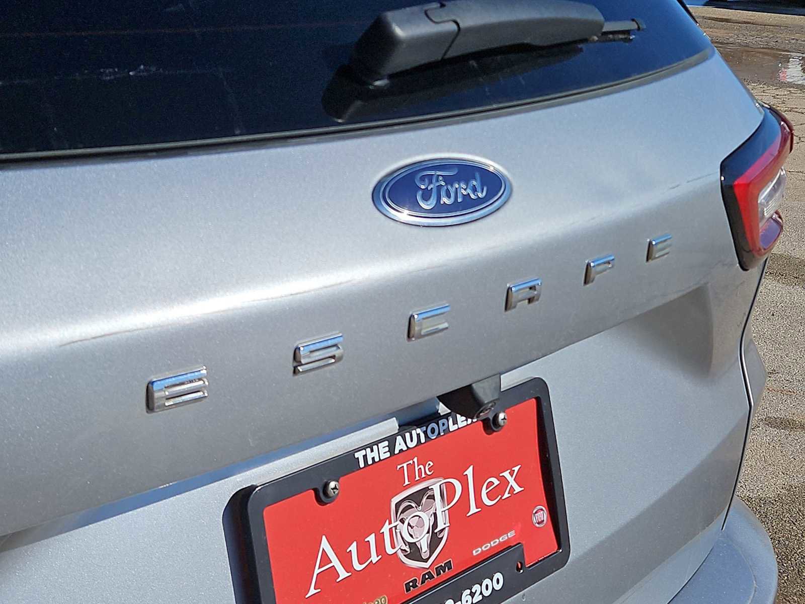 Used 2023 Ford Escape ST-Line image 11