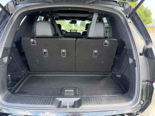 Used 2025 Honda Pilot Black Edition image 27