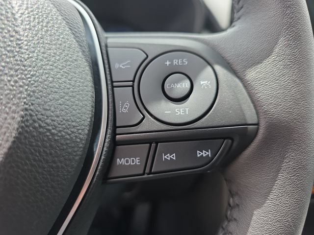 Used 2023 Toyota RAV4 Limited w/ Limited Grade Weather Package AWD/4WD image 18