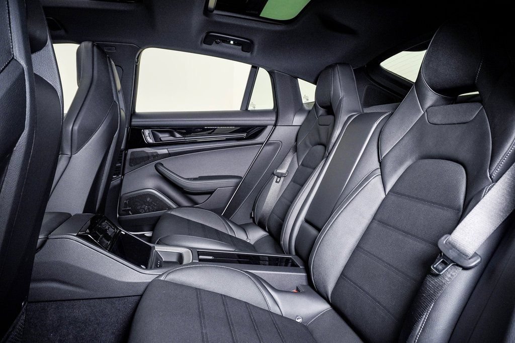New 2026 Porsche Panamera 4 AWD/4WD image 18