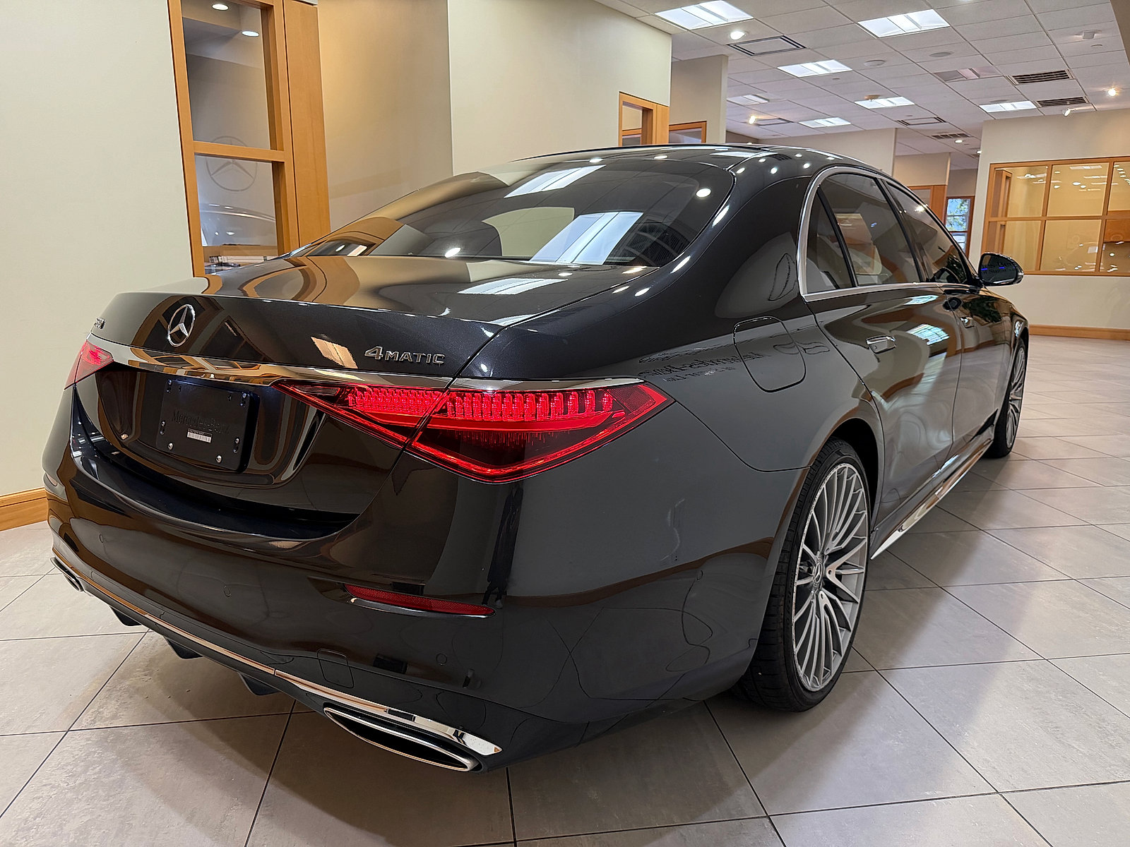 Certified 2023 Mercedes-Benz S 580 4MATIC Sedan image 6