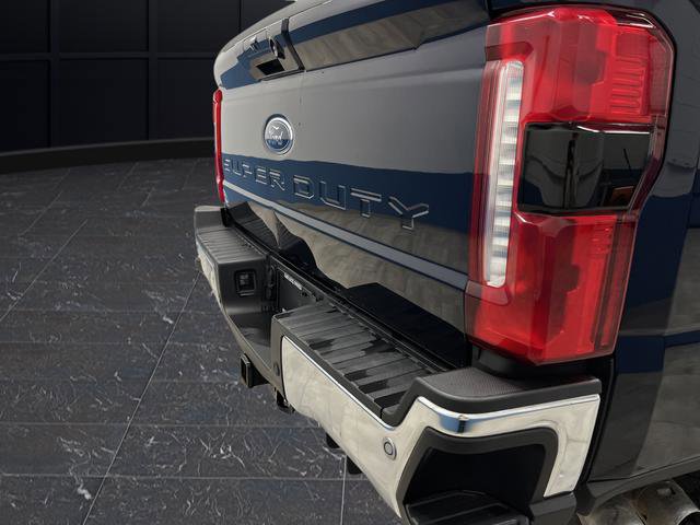 Used 2024 Ford F350 Lariat image 35