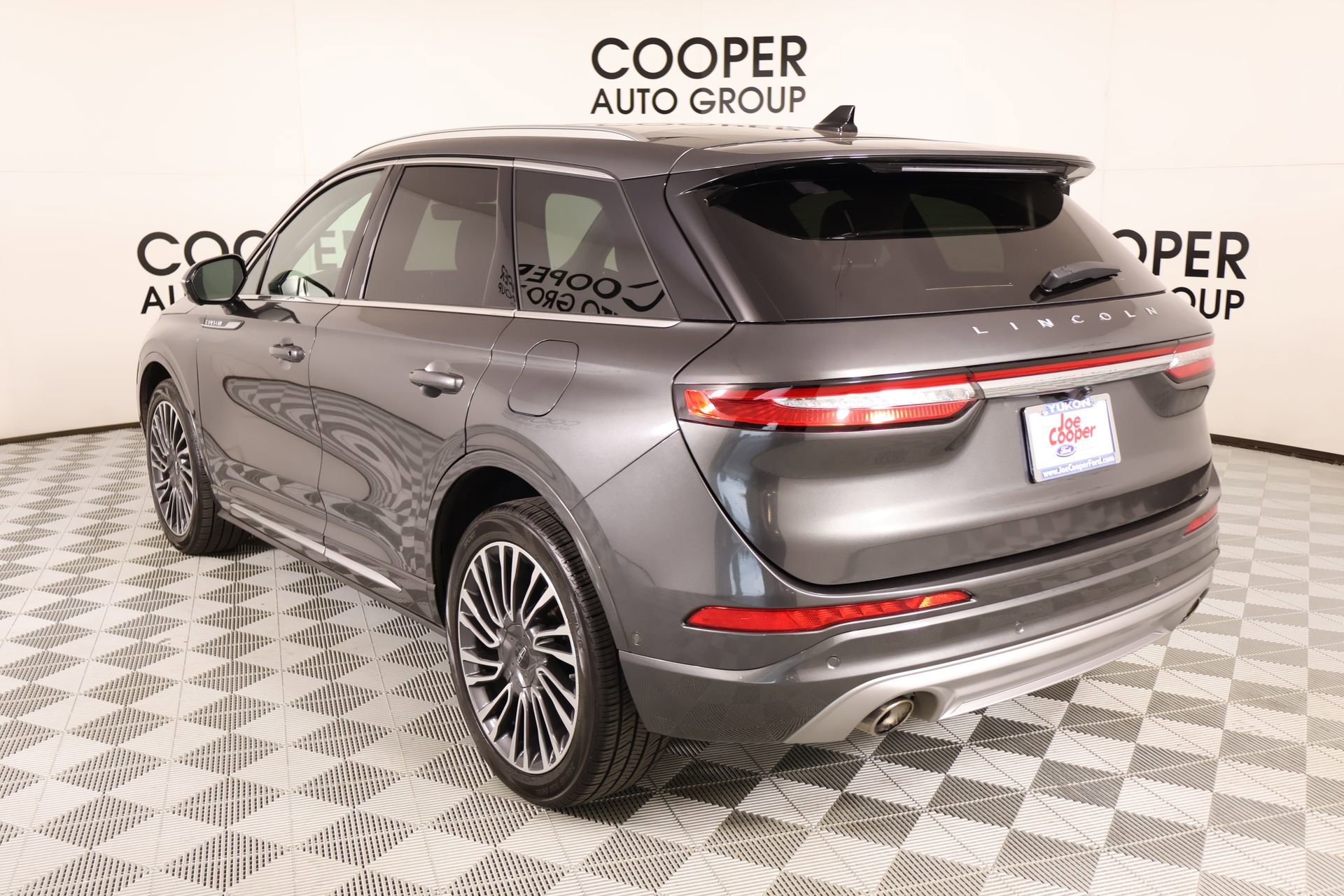 Used 2020 Lincoln Corsair Reserve w/ Equipment Group 201A FWD image 25