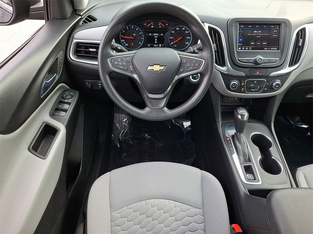 Used 2020 Chevrolet Equinox LS image 11