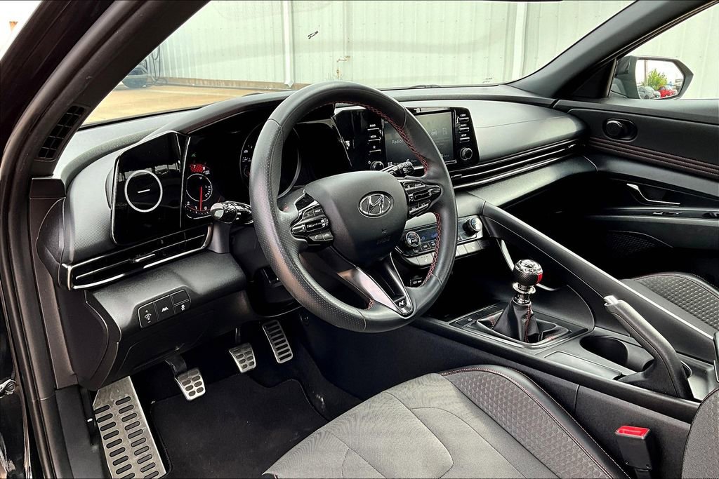 Used 2022 Hyundai Elantra N Line image 16