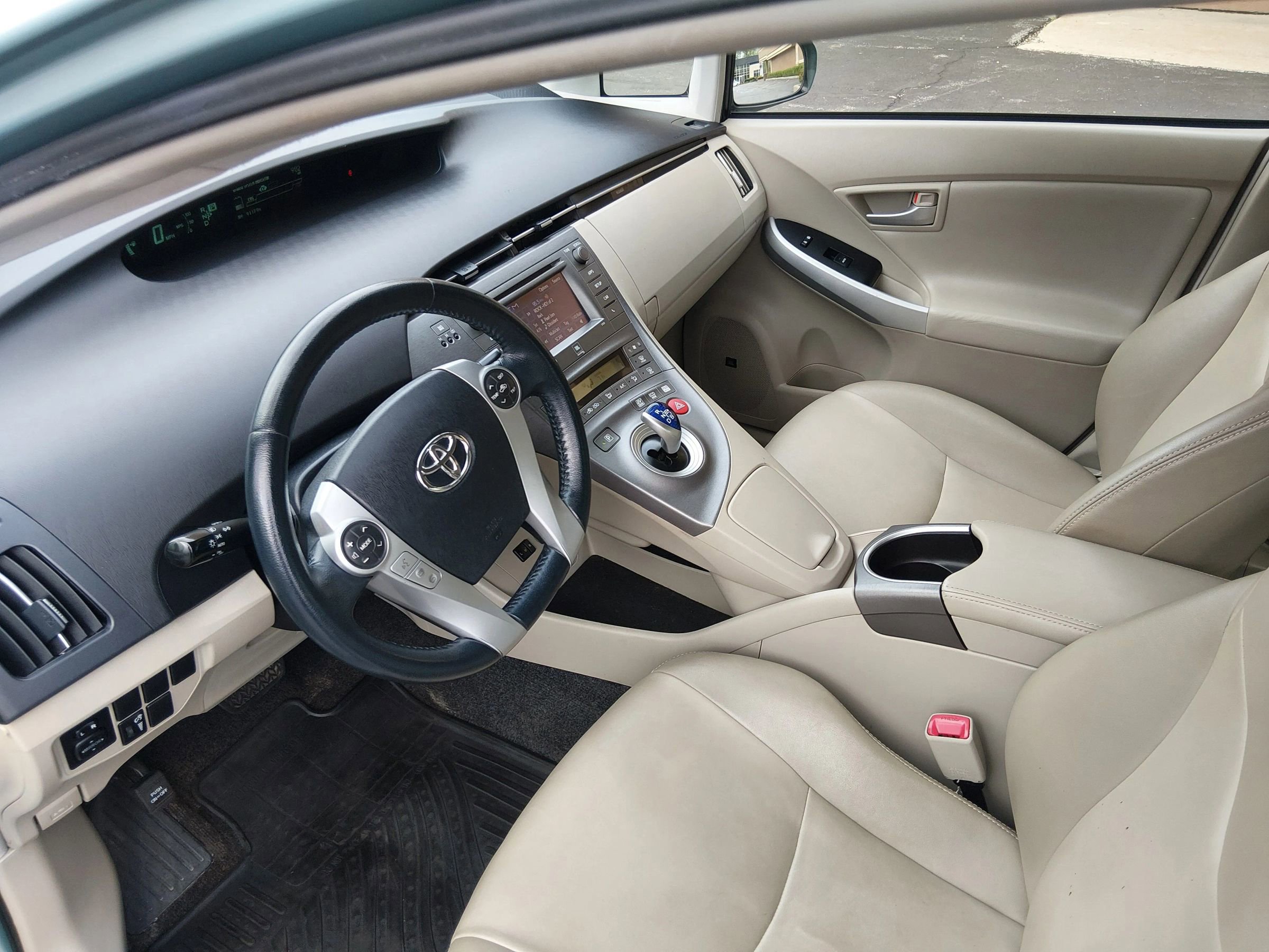 Used 2013 Toyota Prius Four FWD image 23