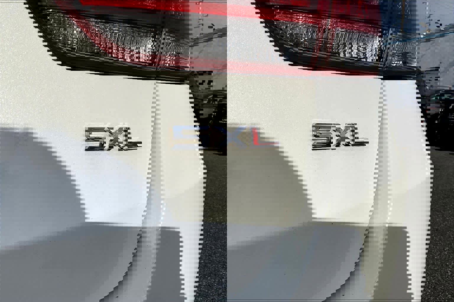 Used 2017 Kia Optima SX image 9