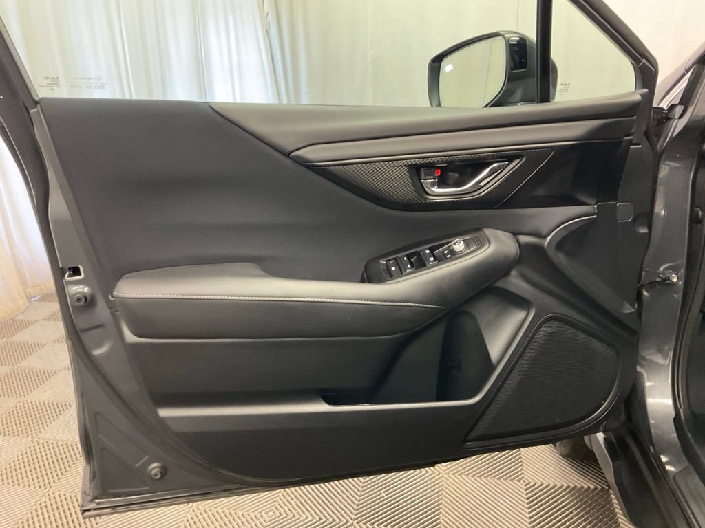 Used 2024 Subaru Outback Premium AWD/4WD image 10