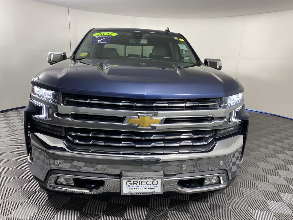 Used 2021 Chevrolet Silverado 1500 LTZ w/ LTZ Premium Package AWD/4WD image 3