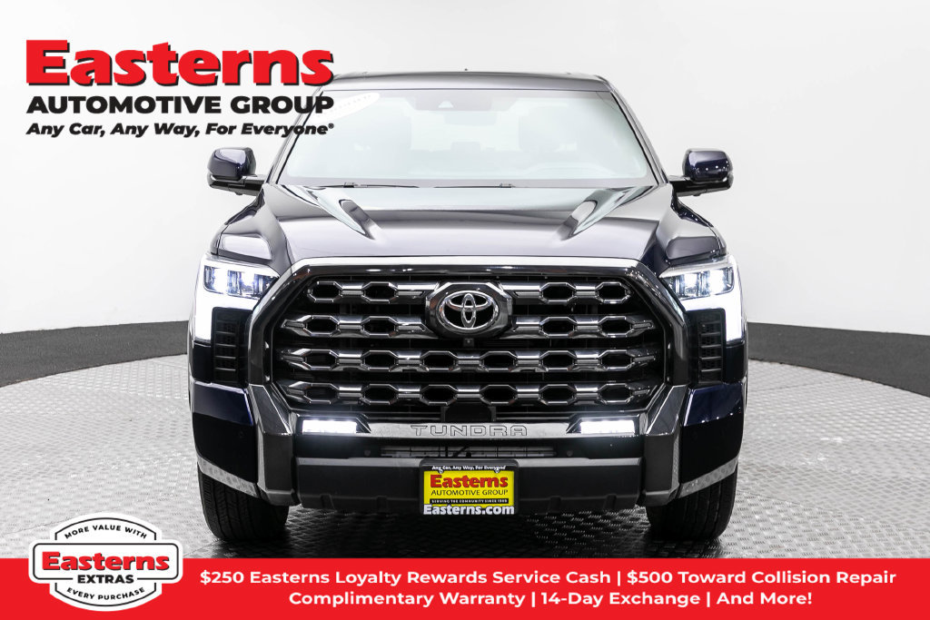 Used 2023 Toyota Tundra Platinum AWD/4WD image 3