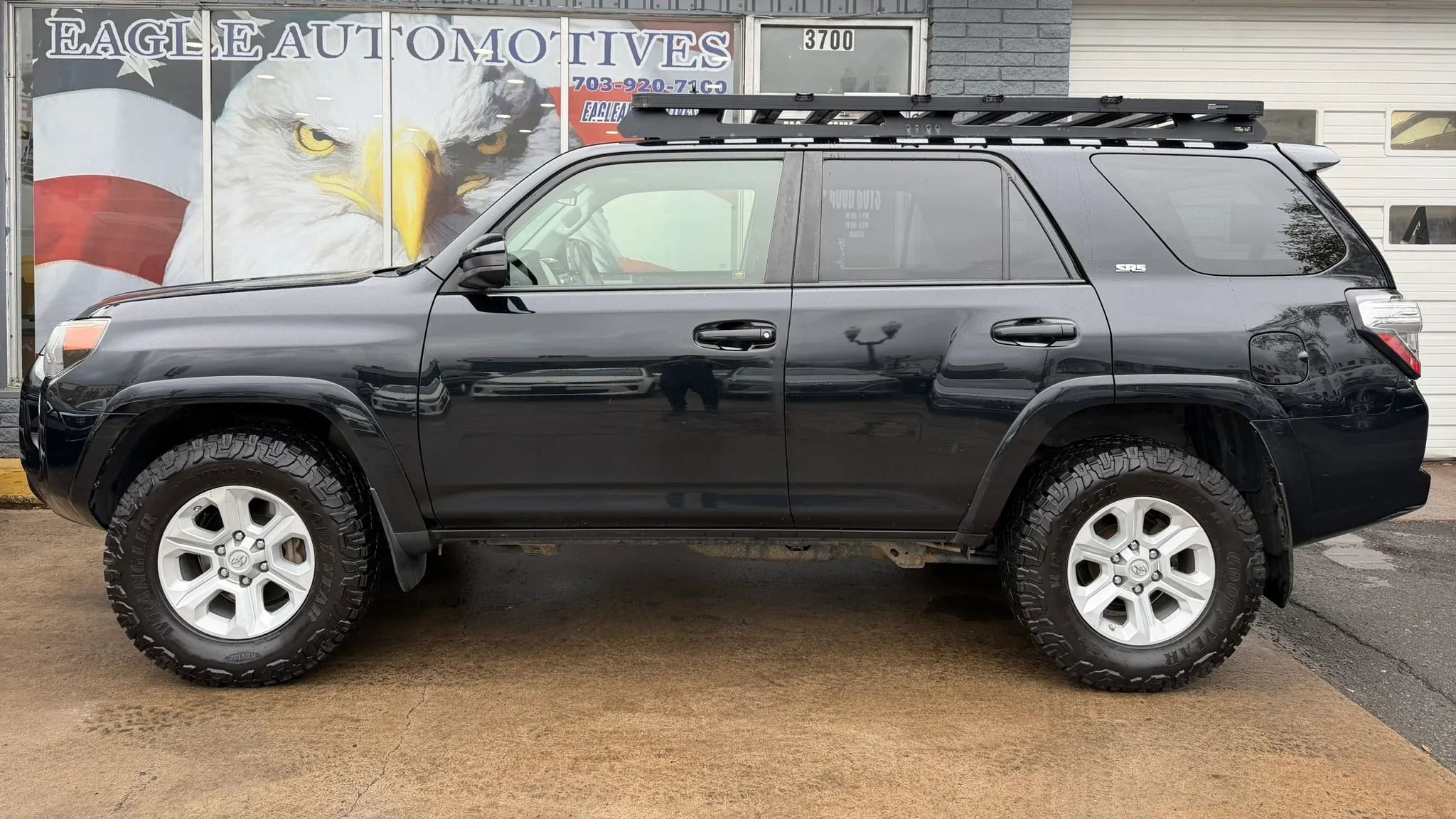 Used 2016 Toyota 4Runner SR5 image 6