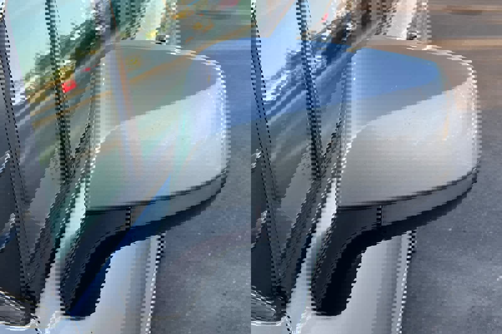 Used 2023 Toyota Sienna XLE image 9