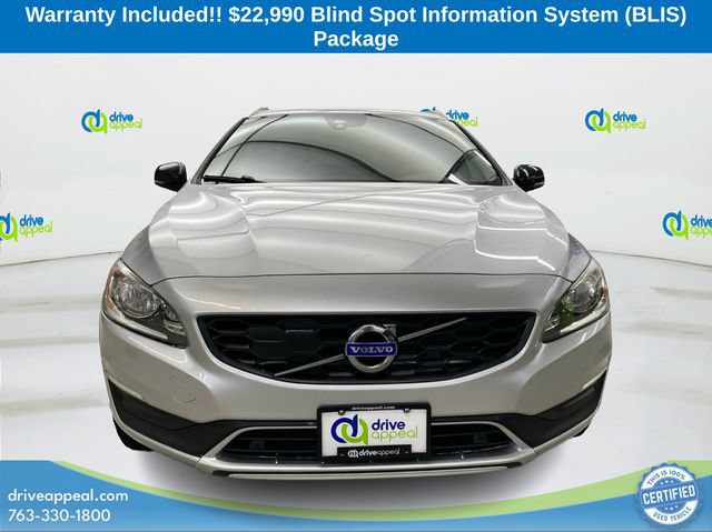 Used 2018 Volvo V60 T5 Cross Country AWD/4WD image 3