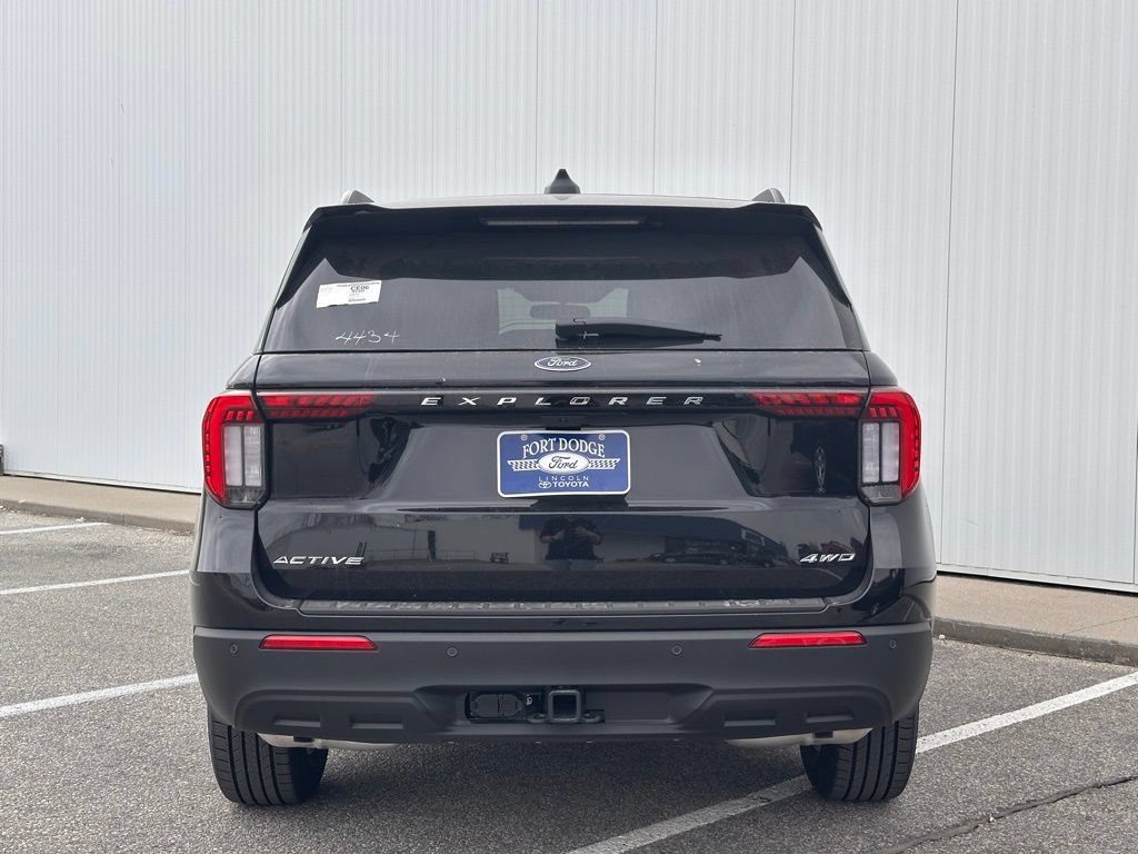 New 2026 Ford Explorer Active AWD/4WD image 5