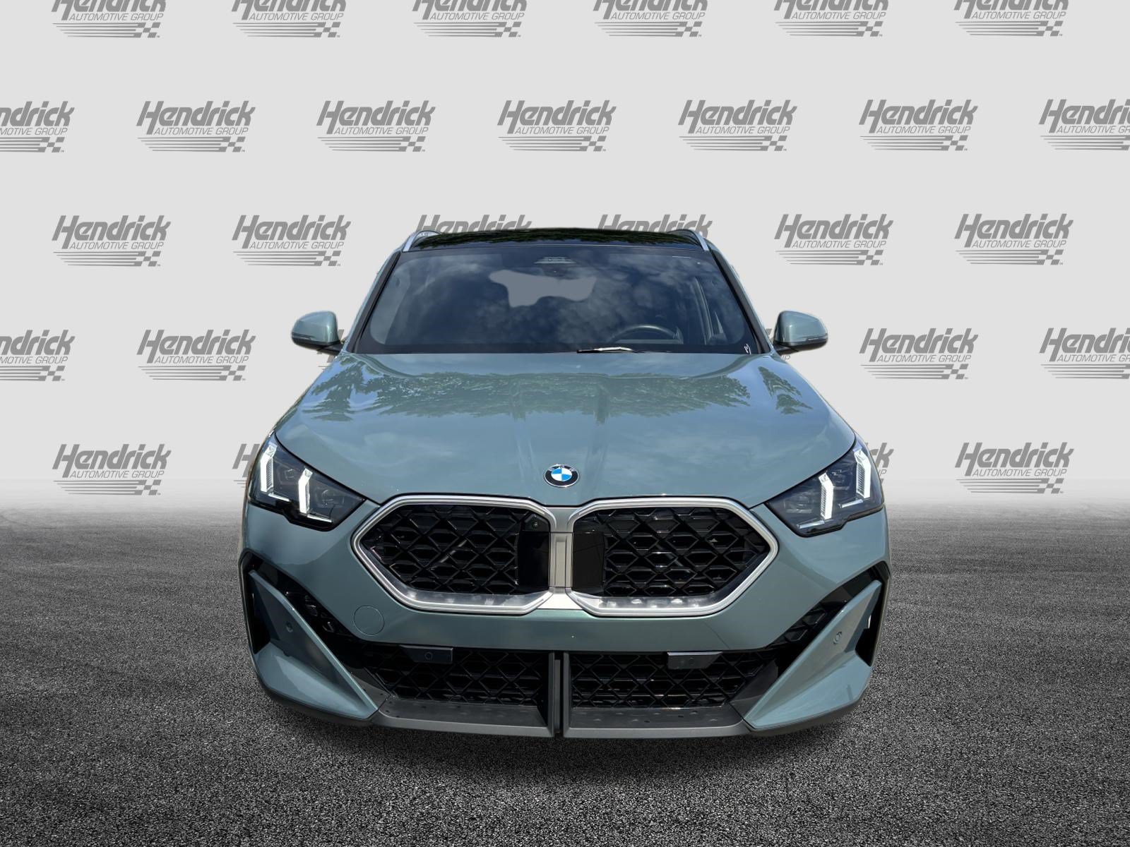 Certified 2025 BMW X2 xDrive28i AWD/4WD image 3