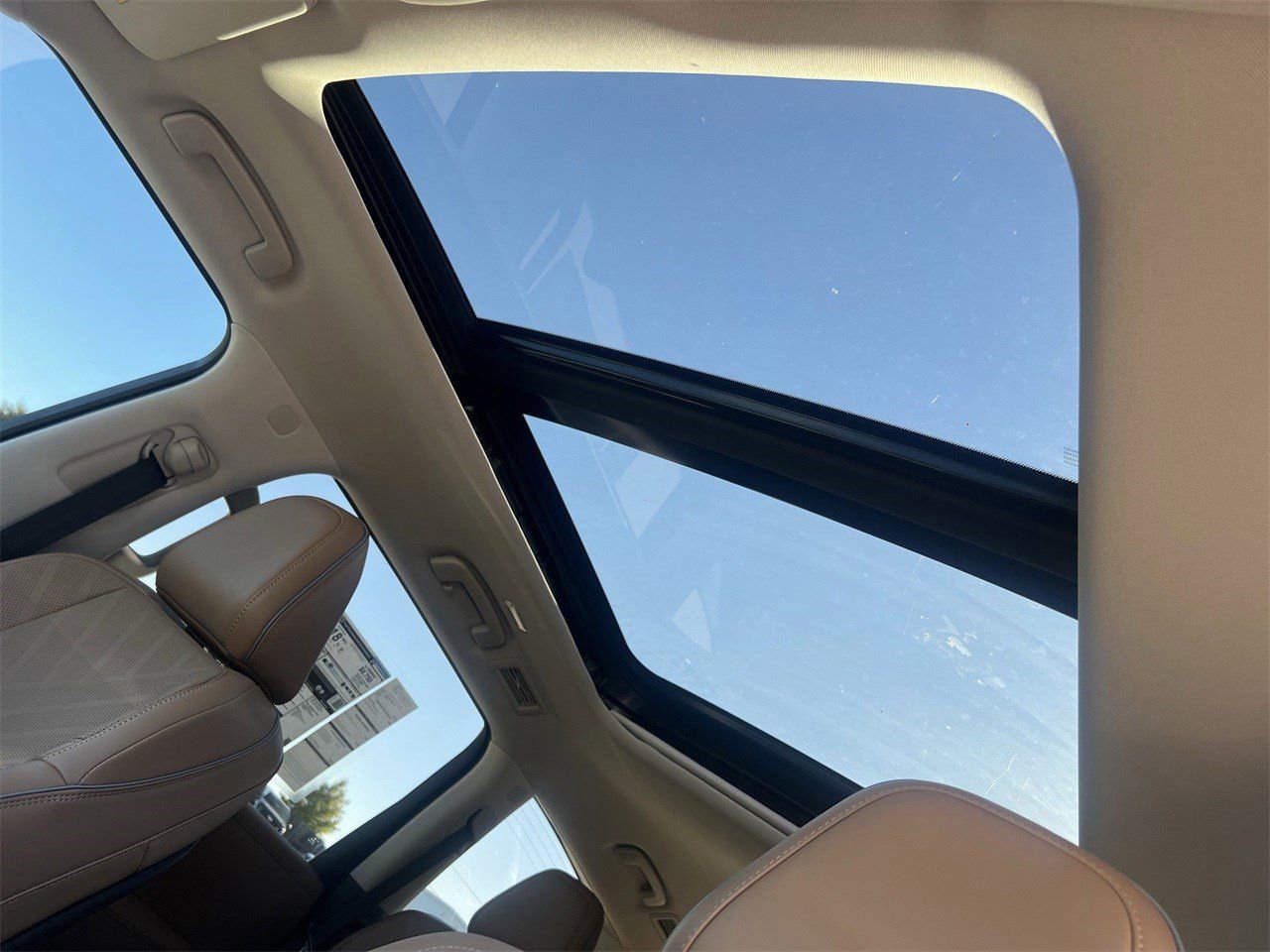 New 2026 INFINITI QX80 Luxe image 18