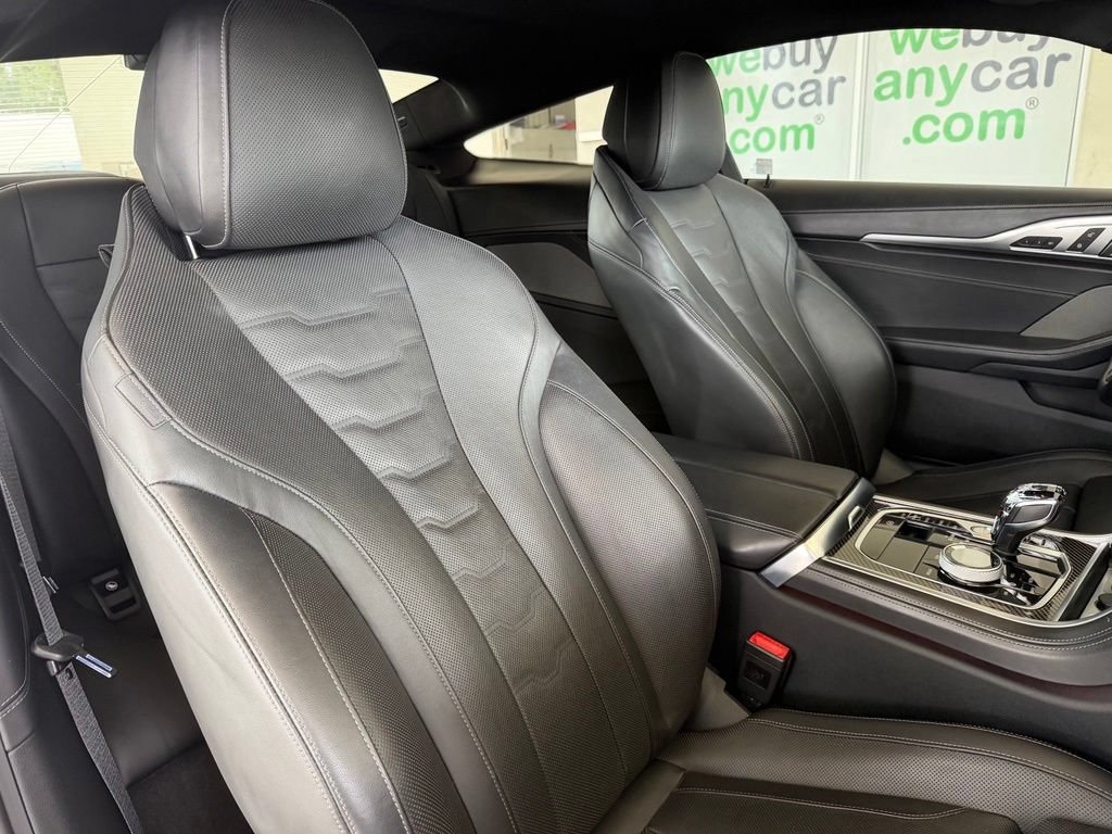 Used 2021 BMW M850i xDrive Coupe w/ Driving Assistance Package AWD/4WD image 22