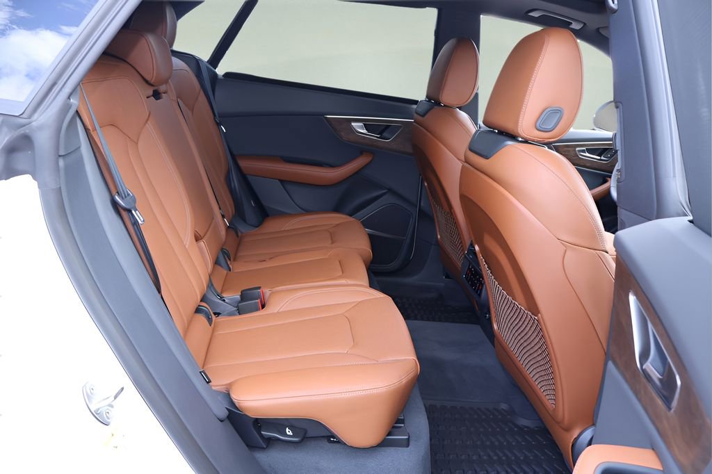 New 2026 Audi Q8 Prestige image 18