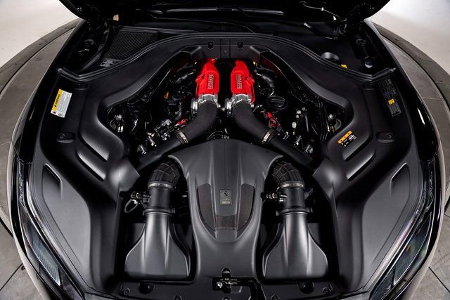 Certified 2020 Ferrari Portofino image 14