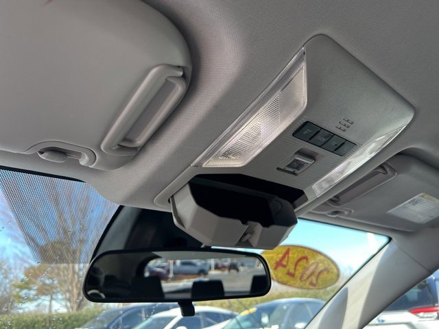 Used 2024 Toyota RAV4 XLE image 30