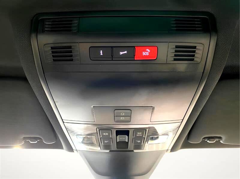 Used 2023 Volkswagen Tiguan SE R-Line image 16